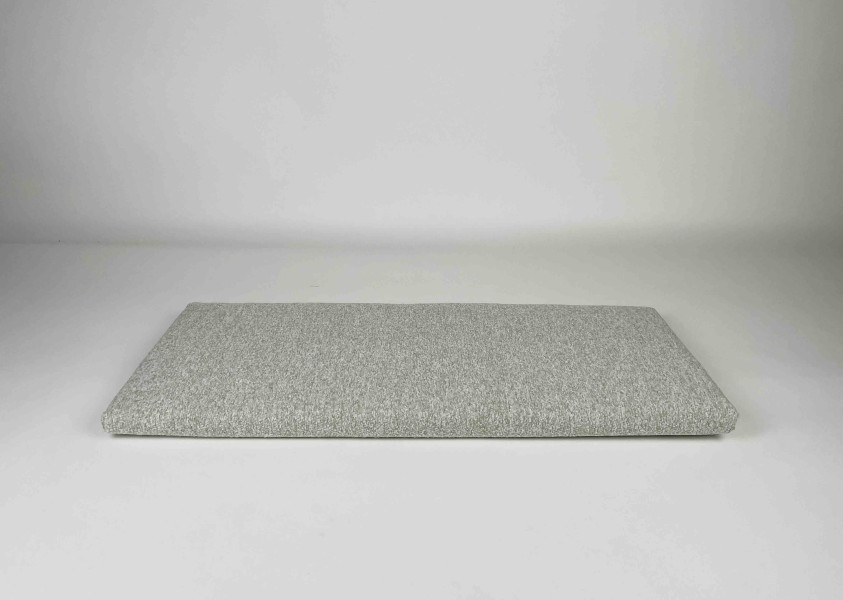 Zitkussen strak, Linnenlook Boucle Uni-Taupe, 85,5x33x3 cm. R-200